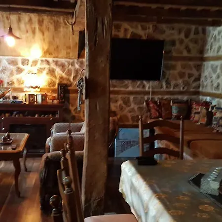 Къща За Гости Панчеви 3* Kresna